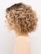 SPARKLING CHAMPAGNE ROOTED