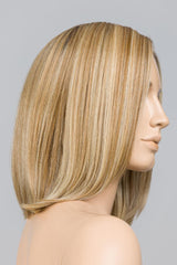 SANDY BLONDE ROOTED