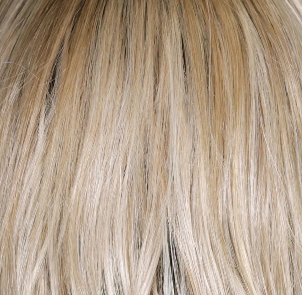 Crushed Almond Blonde Rooted