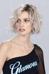 SILVER BLONDE ROOTED