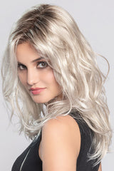PLATIN BLONDE ROOTED